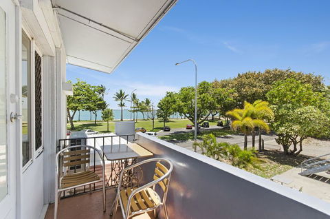 Strand Motel - Accommodation Gladstone 3
