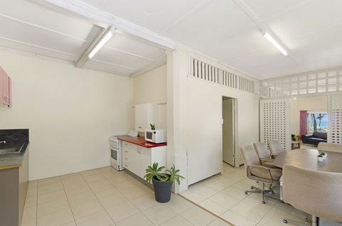Strand Motel - Accommodation Gladstone 7