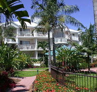 Australis Cairns Beach Resort - Accommodation Gladstone