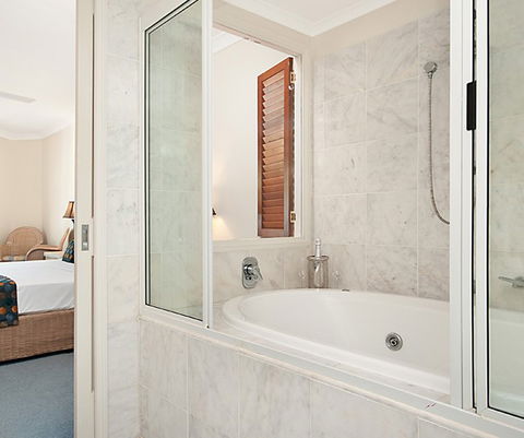 Alassio Palm Cove - Accommodation Gladstone 4