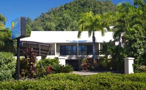 Comfort Suites Trinity Beach Club - Accommodation Gladstone 3