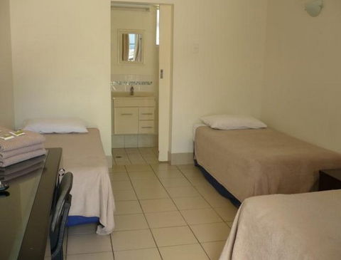 Black Marlin Motel - Accommodation Gladstone 1