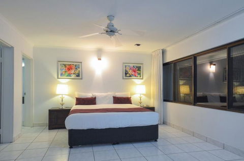 Roydon Beachfront Holiday Apartments - Accommodation Gladstone 7