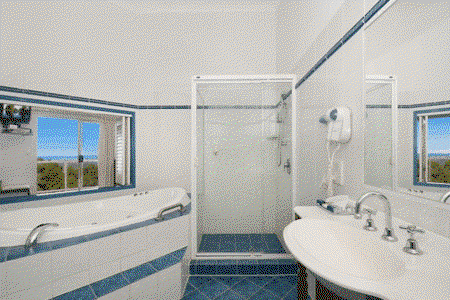 Eagle Heights Mountain Resort - Accommodation Gladstone 1