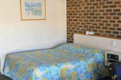 Best Western Top Of The Town Motel - Accommodation Gladstone 1