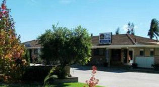 Best Western Top Of The Town Motel - Accommodation Gladstone 2