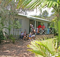 One Mile Beach Holiday Park - Accommodation Gladstone