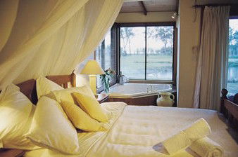 Lake Weyba Cottages - Accommodation Gladstone 0