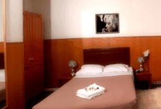 Holiday Lodge - Accommodation Gladstone