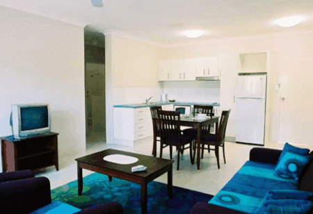 High Chaparral Motel And Apartments - Accommodation Gladstone 2