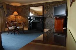 Quality Hotel Bentinck - Accommodation Gladstone 4
