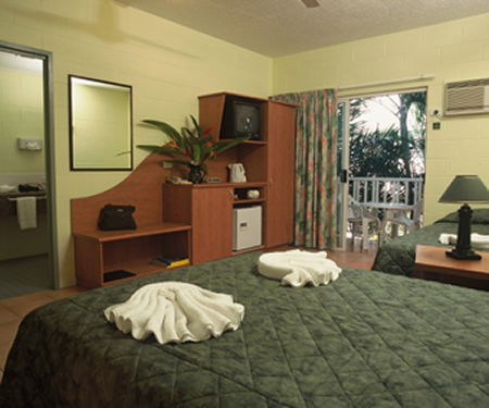 Coral Tree Inn - Accommodation Gladstone 4