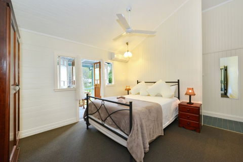 Lilybank - Accommodation Gladstone 0
