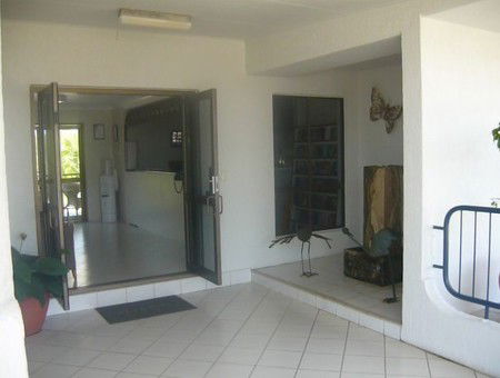 L'Amor Holiday Apartments - Accommodation Gladstone 1