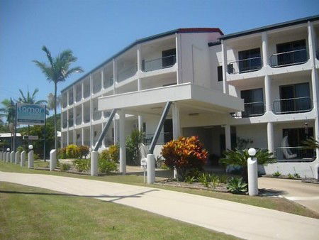 L'Amor Holiday Apartments - Accommodation Gladstone 2
