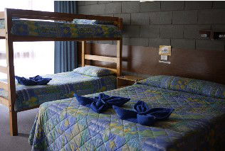The Castle Creek Motel - Accommodation Gladstone 2