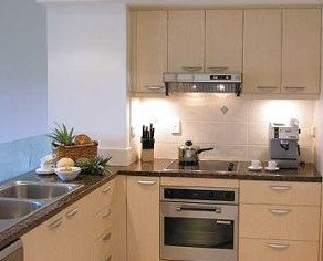 Sea Change Beachfront Apartments - Accommodation Gladstone 4