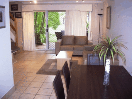 Noosa Gardens Riverside Resort - Accommodation Gladstone 2