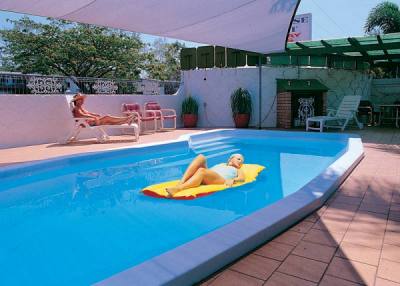 Paradise Court Holiday Units - Accommodation Gladstone 4
