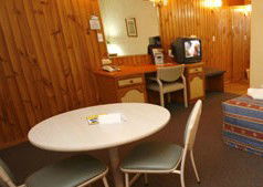 Best Western Blue Diamond Motor Inn - Accommodation Gladstone 0