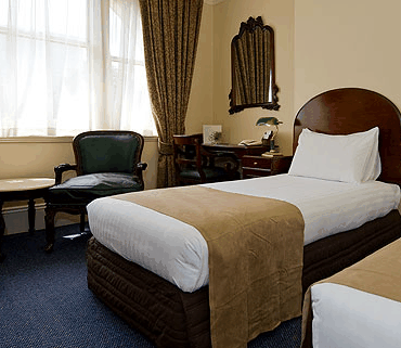 Hadleys Hotel - Accommodation Gladstone 0
