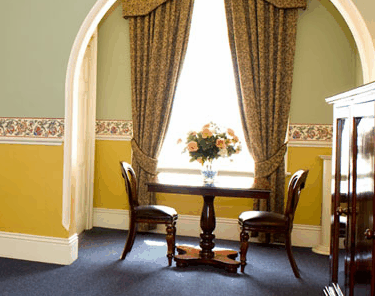 Hadleys Hotel - Accommodation Gladstone 2