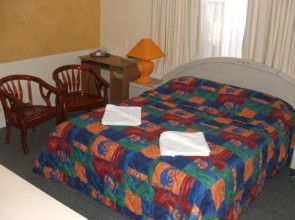 Chadstone Executive Motel And Serviced Apartments - Accommodation Gladstone 1