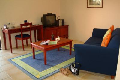 Coffee House Luxury Apartments - Accommodation Gladstone 1