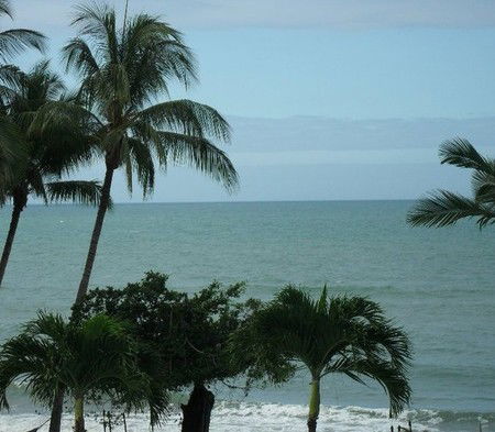 Turtle Cove Beach Resort - Accommodation Gladstone 2