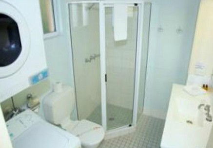 Alatai Holiday Apartments - Accommodation Gladstone 2