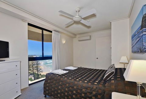 Clubb Coolum Beach - Accommodation Gladstone 4