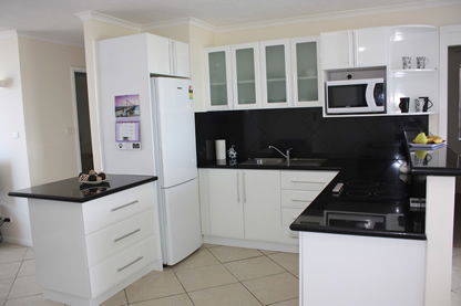 Burleigh Gardens North Hi Rise - Accommodation Gladstone 6