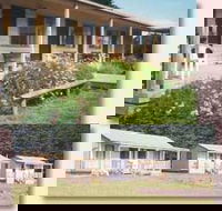 Twelve Apostles Motel and Country Retreat - Accommodation Gladstone