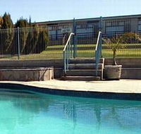 Oyster Court Motel And Holiday Units - Accommodation Gladstone