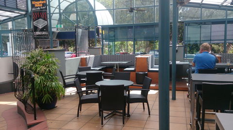 Kingsford Hotel - Accommodation Gladstone 0