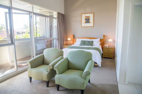 Grand Motel The - Accommodation Gladstone 0