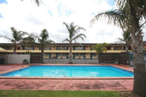 Econo Lodge Mount Gambier - Accommodation Gladstone 5
