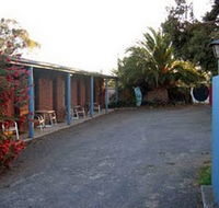 La Cochon Rose Motel amp Art Gallery - Accommodation Gladstone