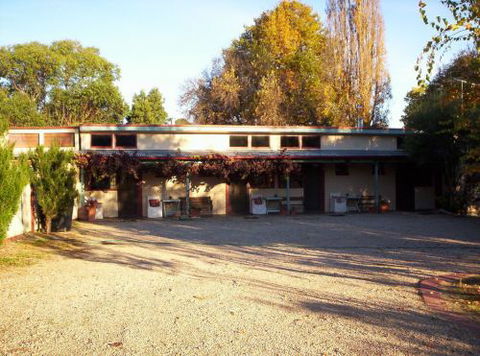 Colonial Motel Omeo - Accommodation Gladstone 2
