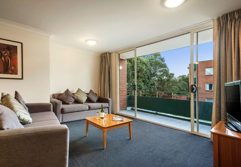 APX Apartments Parramatta - Accommodation Gladstone 1