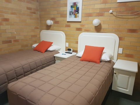 Cousins Motor Inn - Accommodation Gladstone 14