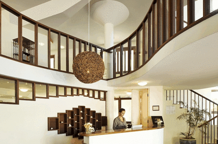 Beach Hotel Resort - Accommodation Gladstone 2