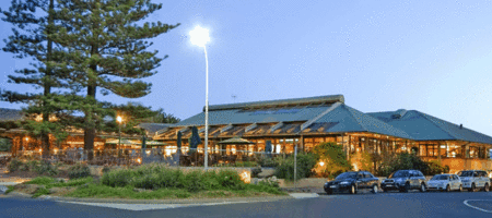 Beach Hotel Resort - Accommodation Gladstone 5