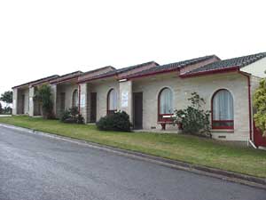 Oyster Court Motel - Accommodation Gladstone 0