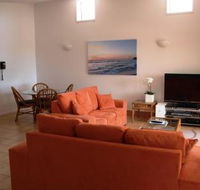 Lennox Beach Resort - Accommodation Gladstone