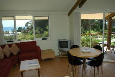 Tathra Beach House Apartments - Accommodation Gladstone 0