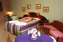 Deer Park Motor Inn - Accommodation Gladstone 4