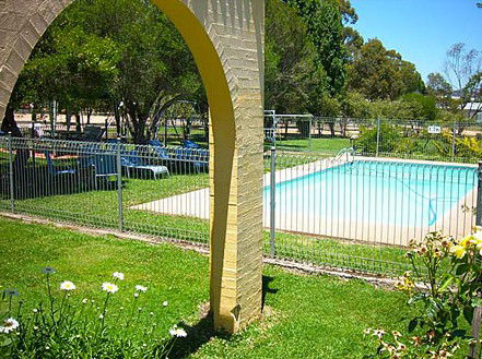 Tarcutta Halfway Motor Inn - Accommodation Gladstone 3
