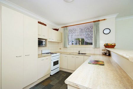 Beaches Serviced Apartments - Accommodation Gladstone 1
