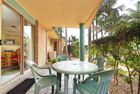 Beaches Serviced Apartments - Accommodation Gladstone 4